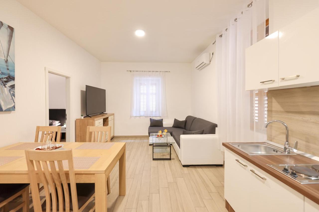 זאדאר Old Town Donatello Apartment מראה חיצוני תמונה