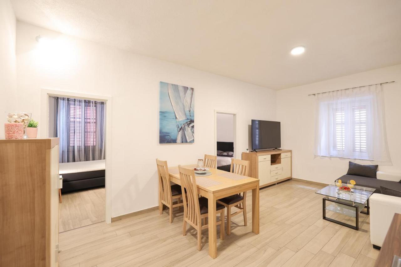 זאדאר Old Town Donatello Apartment מראה חיצוני תמונה